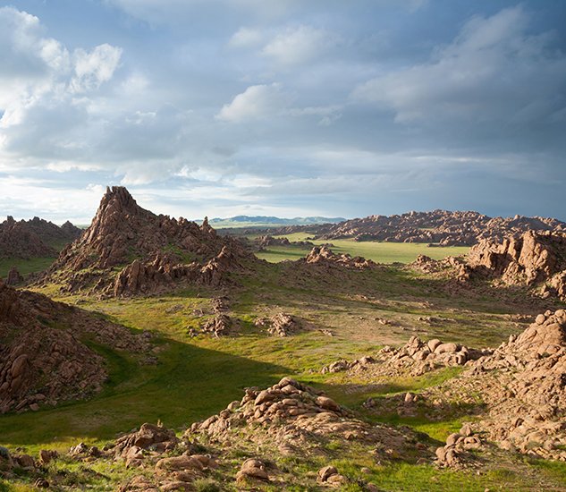 Ikh Gazriin Chuluu